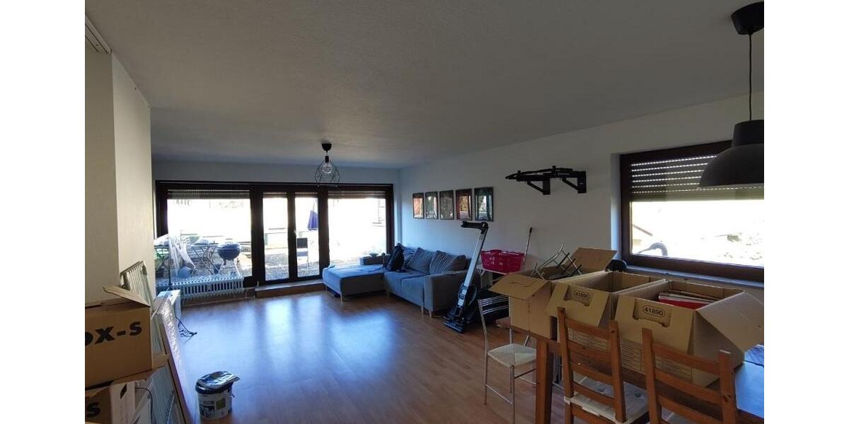 Etagenwohnung Buckenhof - 3 Zimmer, 86 m&sup2;, 860&euro; | Angebot:26490398