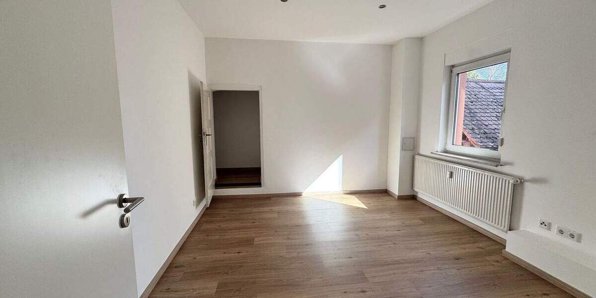 Gewerbeobjekt Zirndorf - 3 Zimmer, 75 m&sup2;, 890&euro; | Angebot:25797253