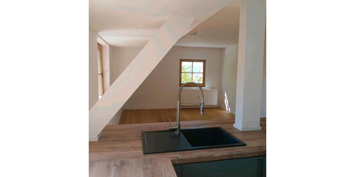 Dachgeschoßwohnung Zirndorf - 2.5 Zimmer, 55 m&sup2;, 1.000&euro; | Angebot:26484009