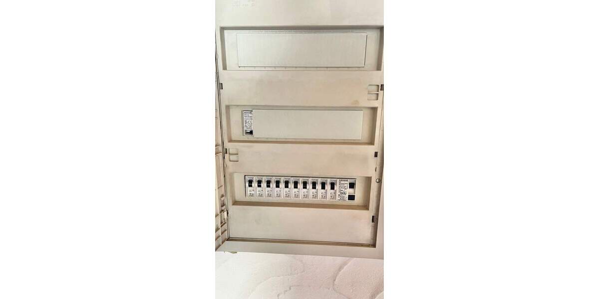 Frei ab sofort: Fürth, helle 4-ZW, 52m², im 2.OG mit Aufzug 4 zimmer