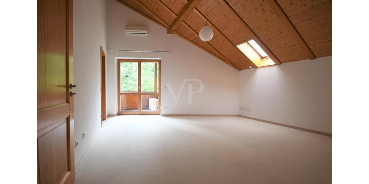 Villa Fürth Atzenhof - 9 Zimmer, 315 m&sup2;, 3.500&euro; | Angebot:24757698