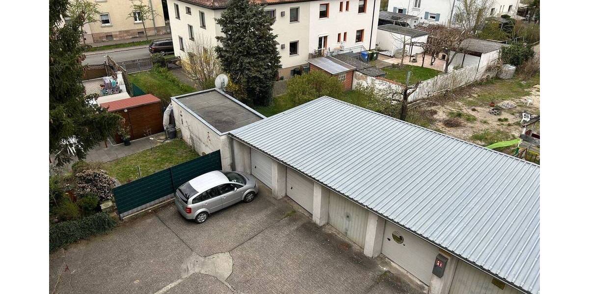 Etagenwohnung Erlangen Innenstadt - 4 Zimmer, 104 m&sup2;, 349.000&euro; | Angebot:25700820