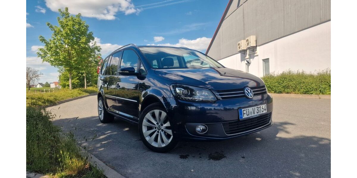 VW Touran 183.000 km 11.199 &euro; veitsbronn 90587