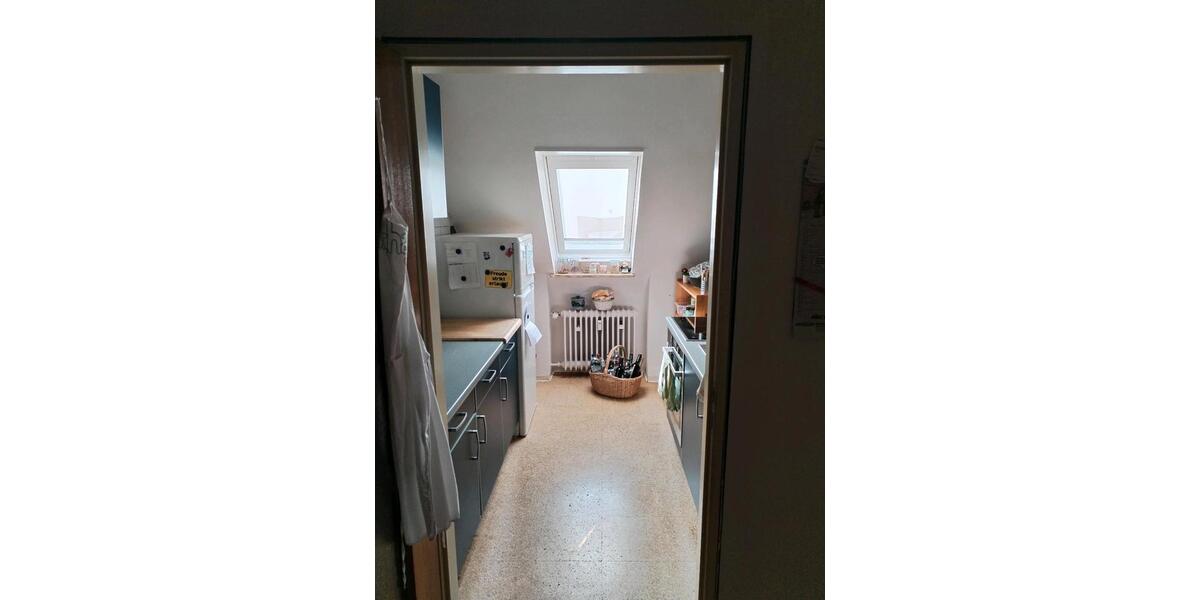 Dachgeschoßwohnung Nürnberg Eibach - 2.5 Zimmer, 62 m&sup2;, 800&euro; | Angebot:26226856