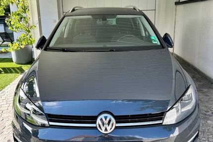 VW Golf 97.500 km 18.400 € Nürnberg 90402