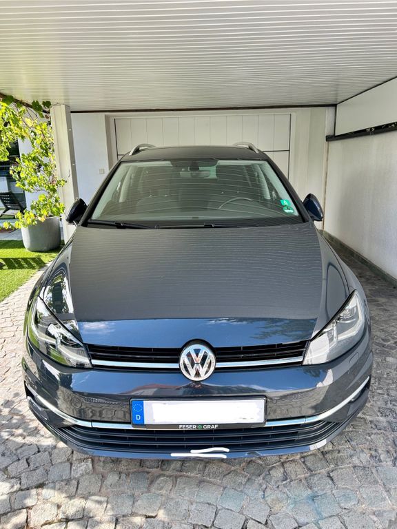 VW Golf 97.500 km 18.400 € Nürnberg 90402