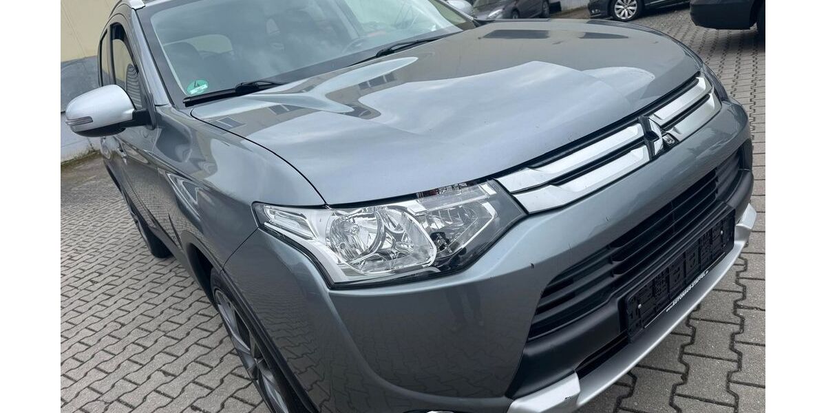 Mitsubishi Outlander 146.000 km 10.190 &euro; Schwabach 91126