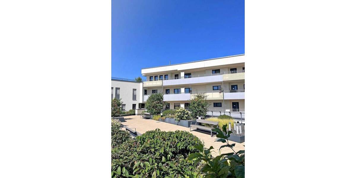 Etagenwohnung Nürnberg Steinbühl - 3 Zimmer, 151 m&sup2;, 2.400&euro; | Angebot:26816229