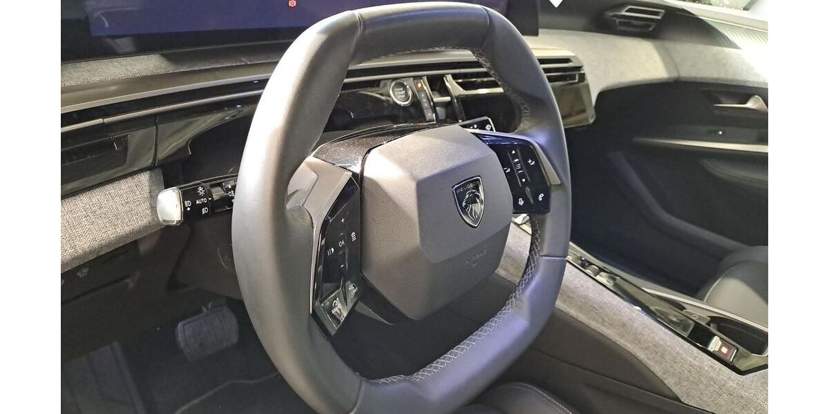 Peugeot 5008 17.799 km 30.555 &euro; Röthenbach a. d. Pegnitz 90552