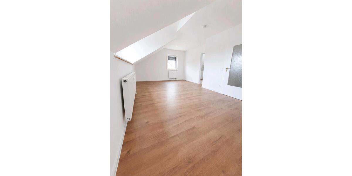 Dachgeschoßwohnung Allersberg Eismannsdorf - 2 Zimmer, 59 m&sup2;, 783&euro; | Angebot:26657201