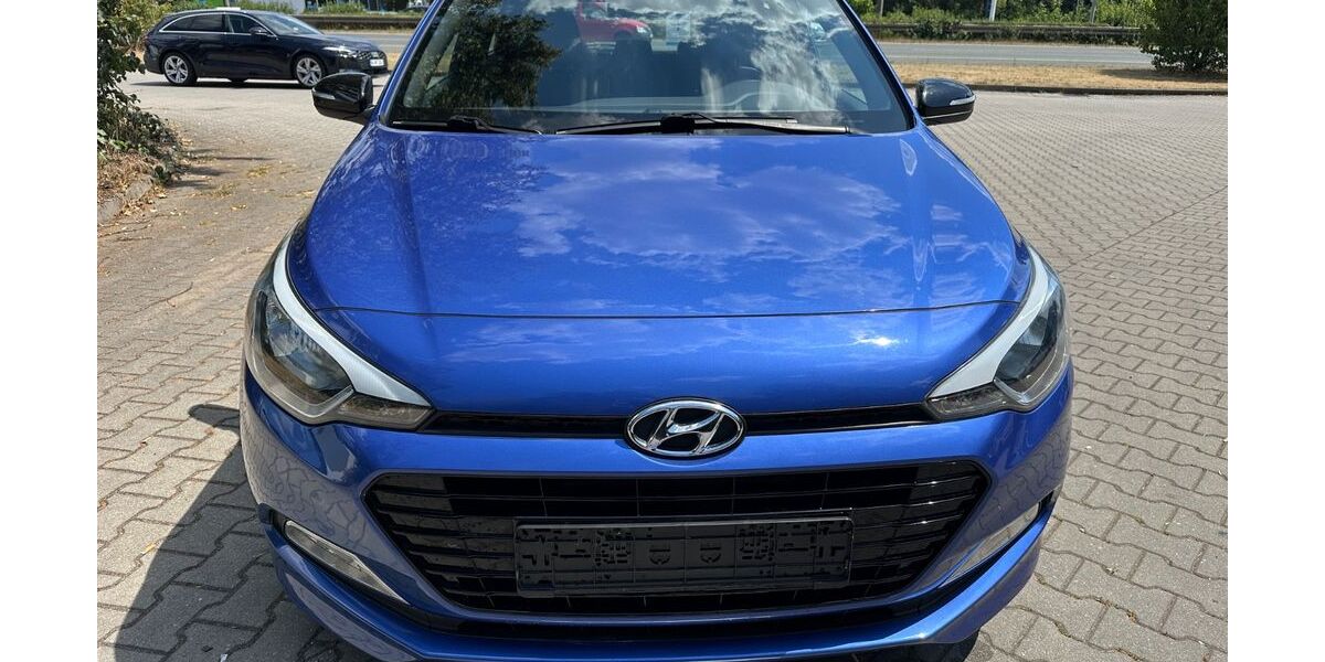 Hyundai i20 86.792 km 8.200 &euro; Nürnberg 90471