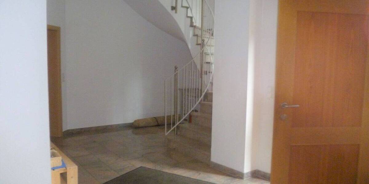 Etagenwohnung Nürnberg Reichelsdorf - 4 Zimmer, 124 m&sup2;, 1.200&euro; | Angebot:26686742