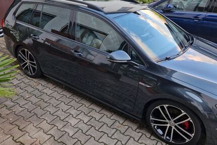 VW Golf