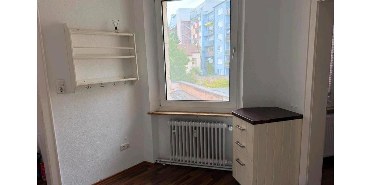 Etagenwohnung Nürnberg Eberhardshof - 2.5 Zimmer, 64 m&sup2;, 700&euro; | Angebot:27609474