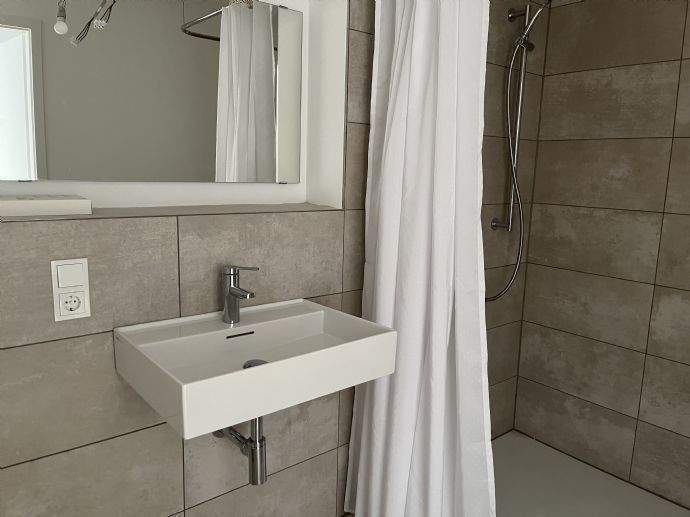 Möblierte 1-Zimmer-Terrassenwohnung nahe Stadtpark! 1 zimmer