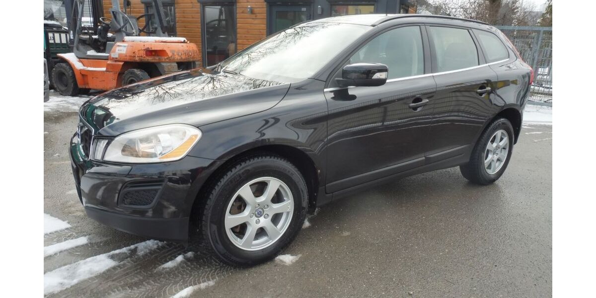 Volvo XC60 254.102 km 7.900 &euro; Fürth 90763