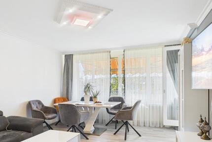 Schöne neu renovierte Eigentumswohnung mit Balkon zu verkaufen 2.5 zimmer