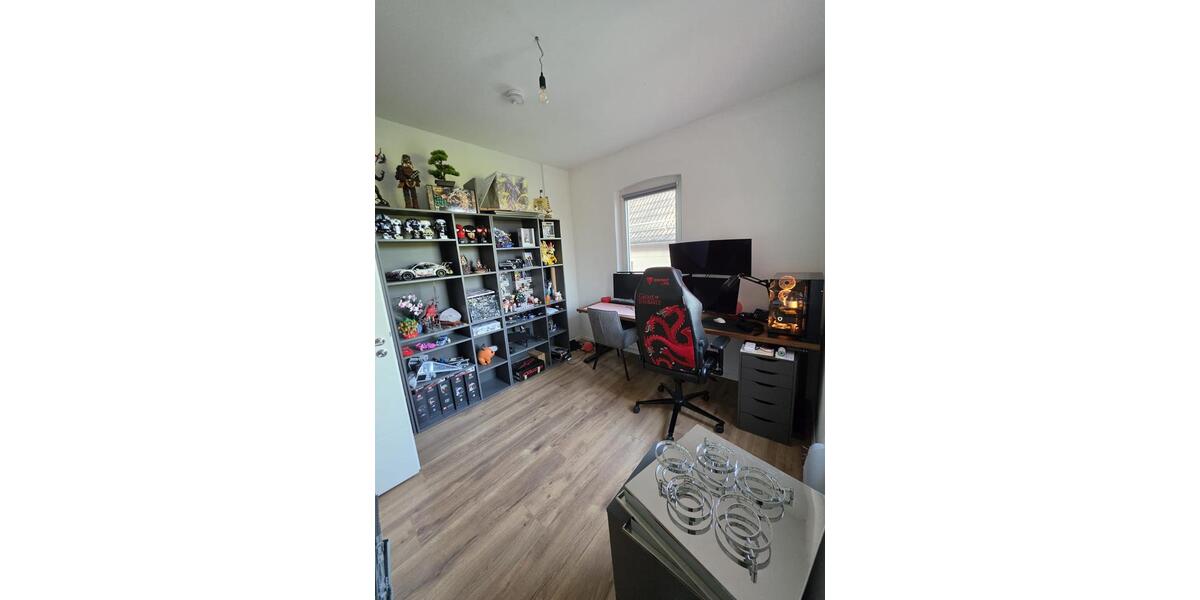 Etagenwohnung Wendelstein - 3 Zimmer, 100 m&sup2;, 1.270&euro; | Angebot:26664508