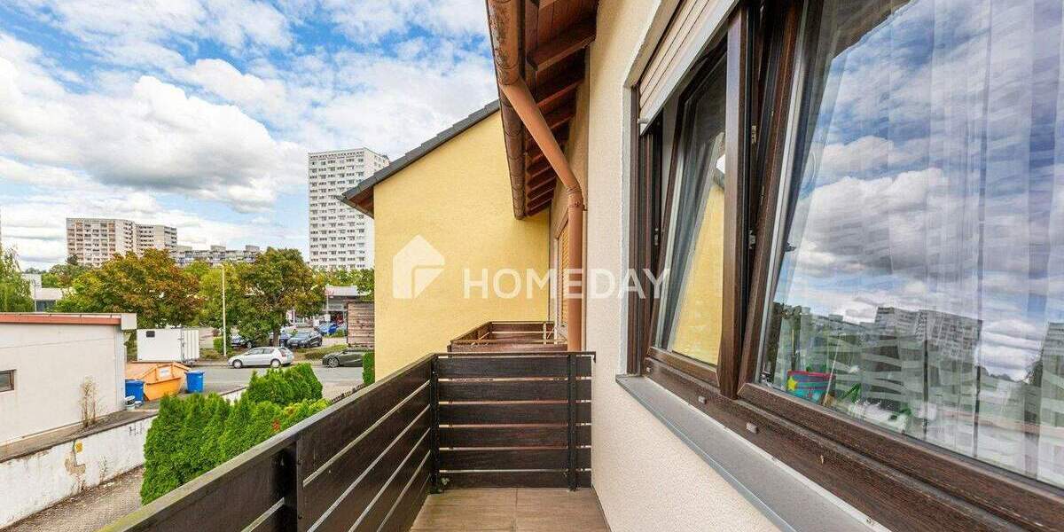 Reihenmittelhaus Erlangen Bruck - 7 Zimmer, 138 m&sup2;, 600.000&euro; | Angebot:25688306