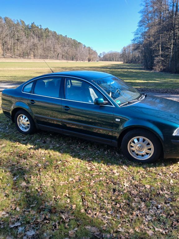 VW Passat 152.000 km 1.990 € nürnberg 90455