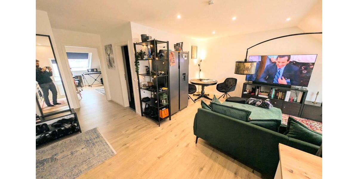 Kernsanierte 3Zi. Maisonette Wohnung inkl. Tiefgarage und Keller 3 zimmer