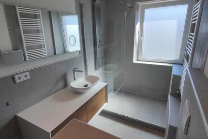 Wohnung Nürnberg Eberhardshof - 2 Zimmer, 70 m&sup2;, 950&euro; | Angebot:25232303