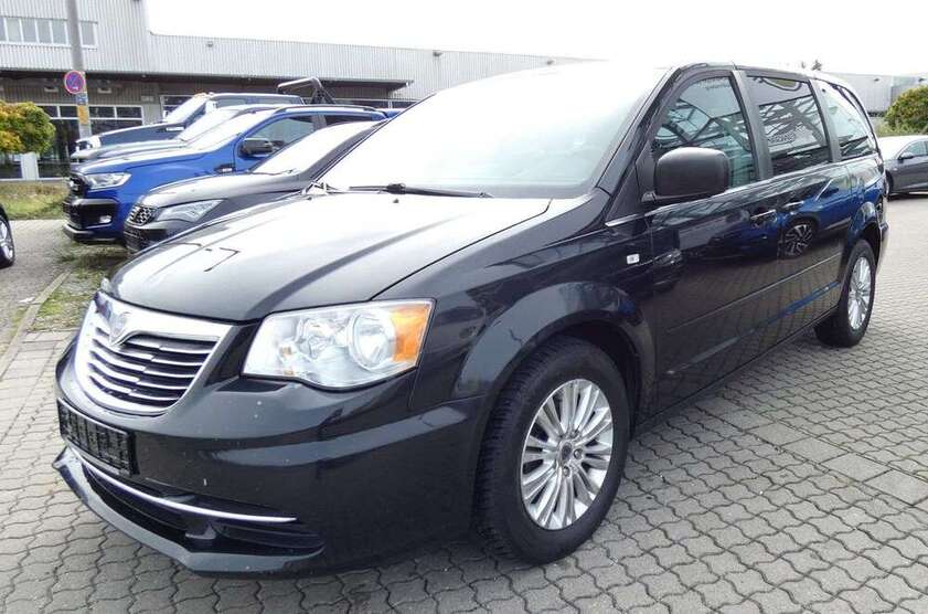 Lancia Voyager 206.400 km 6.480 € Nürnberg 90480