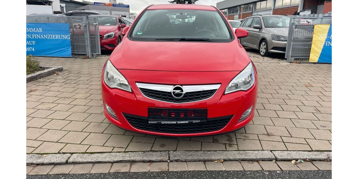 Opel Astra 112.054 km 3.699 &euro; Fürth 90763