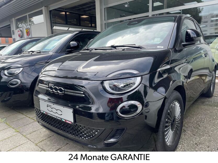 Fiat 500e 12.400 km 16.990 € Nürnberg 90482