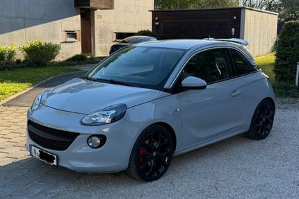 Opel Adam 76.413 km 12.900 &euro; Nürnberg 90427