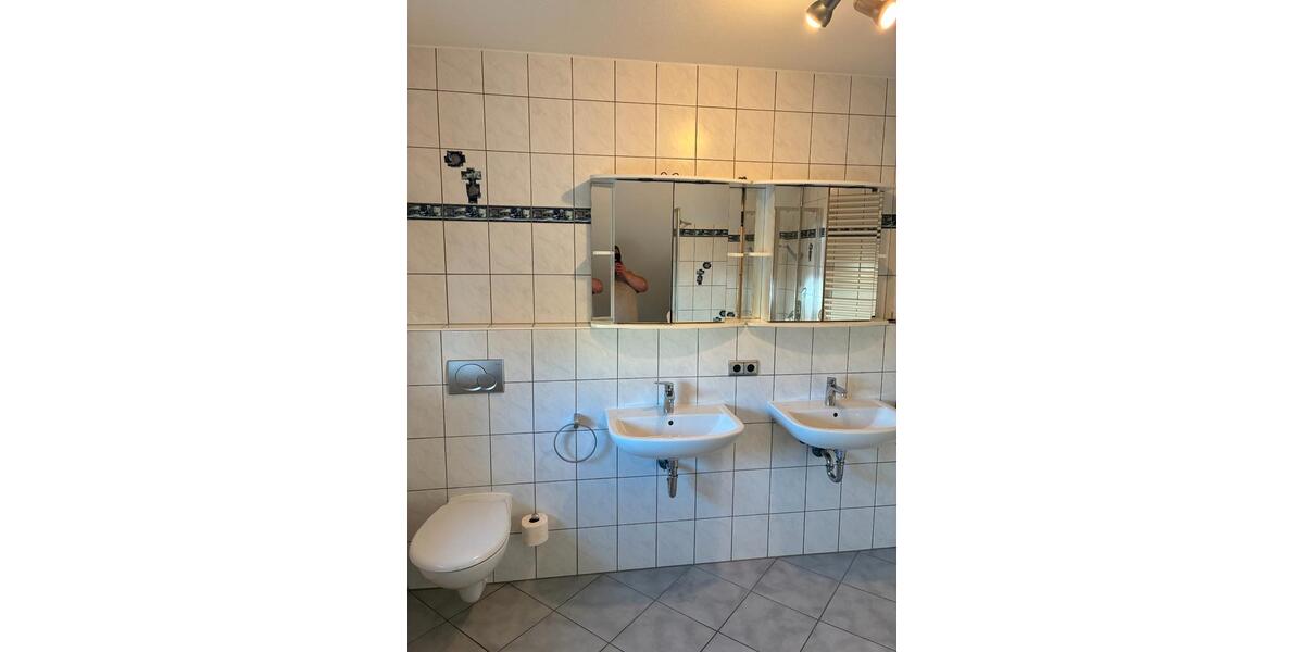 Dachgeschoßwohnung Igensdorf - 2 Zimmer, 101 m&sup2;, 1.000&euro; | Angebot:26338949