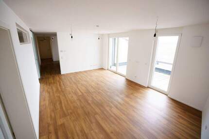 Wohnung Erlangen Bruck - 3 Zimmer, 100 m&sup2;, 1.390&euro; | Angebot:25799717