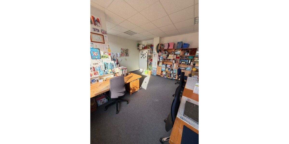 Große Gewerbefläche in Fürth zu vermieten - erweiterbar auf bis zu 360 Quadratmeter 5 zimmer