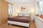 Exklusive GartenWohnung 112 m², lichterfülltes Wohnen mit 3 Zimmer und 2 TG Stellplätzen und vielen Extras, fast wie Erstbezug