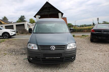 VW Caddy 144.187 km 4.990 &euro; Fürth 90768