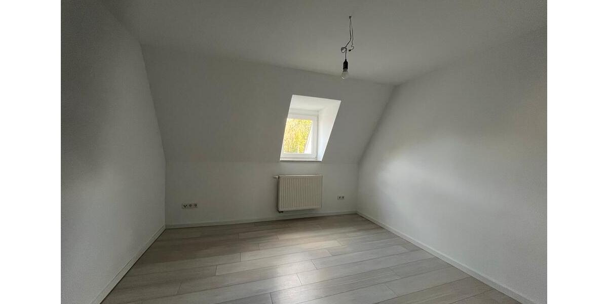 Doppelhaushälfte Allersberg Eismannsdorf - 5 Zimmer, 110 m&sup2;, 1.700&euro; | Angebot:27614268