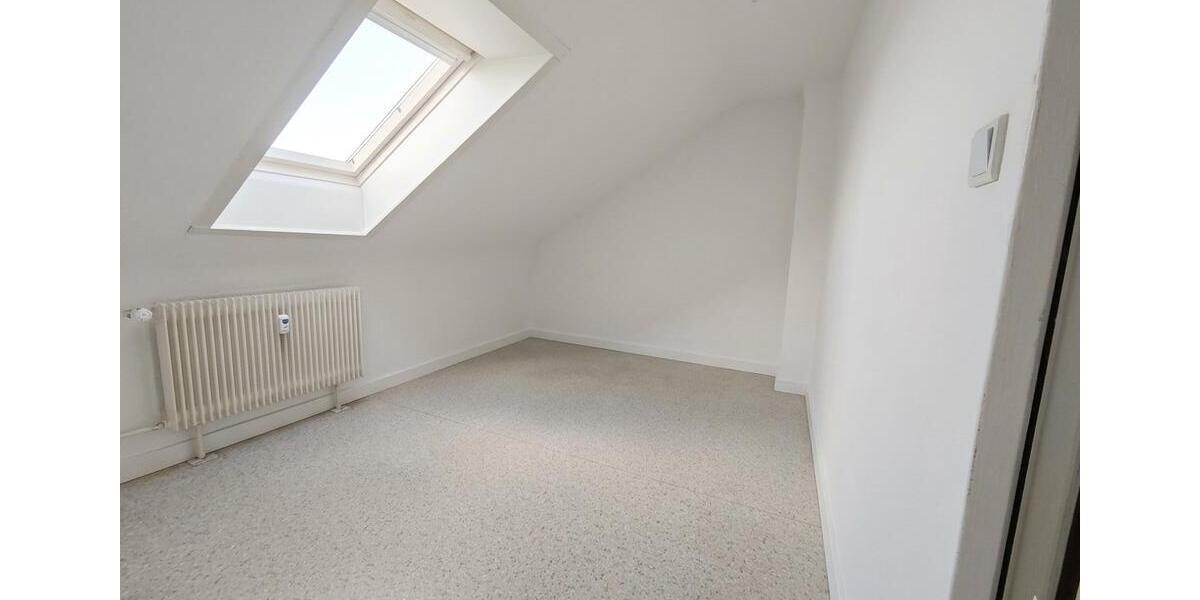 Dachgeschoßwohnung Fürth Bislohe - 2 Zimmer, 44 m&sup2;, 350&euro; | Angebot:26252417