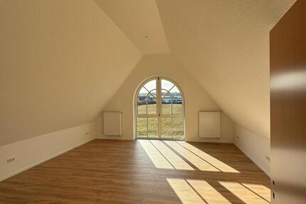 Wohnung Langensendelbach - 2 Zimmer, 65 m&sup2;, 750&euro; | Angebot:27609836