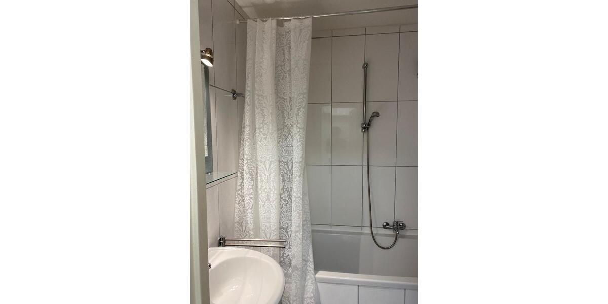 Etagenwohnung Nürnberg Erlenstegen - 1 Zimmer, 34 m&sup2;, 570&euro; | Angebot:27570755