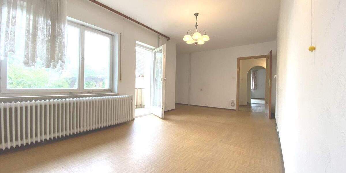 Einfamilienhaus Roßtal Weitersdorf - 9 Zimmer, 187 m&sup2;, 349.000&euro; | Angebot:25211193