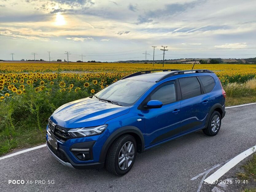 Dacia Jogger 42.000 km 13.749 € Fürth 90763