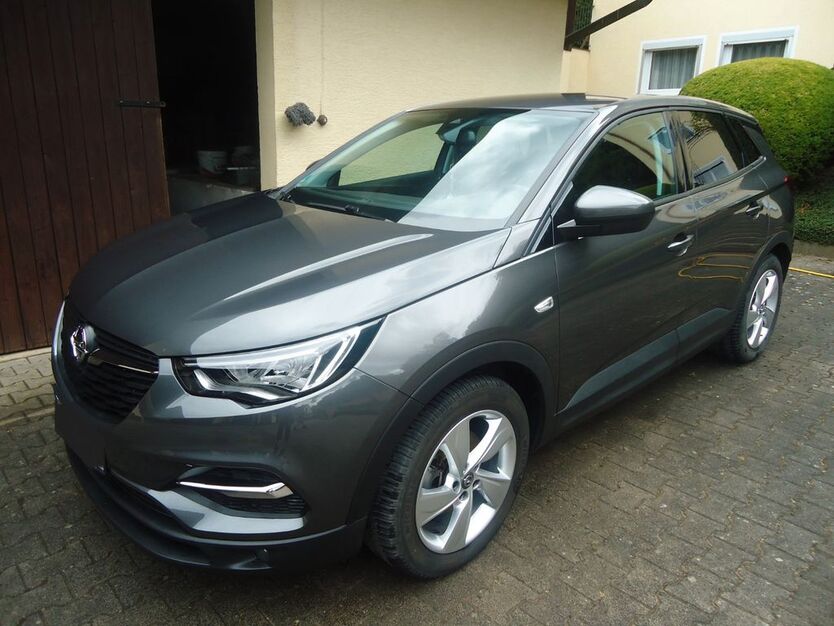 Opel Grandland (X) 36.200 km 15.900 € Langensendelbach 91094