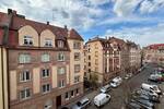 Frei & mit Balkon in der Nordstadt! Helle 2,5-Zimmer-Wohnung im obersten Stock, zentrale aber ruhige Lage in Rennweg