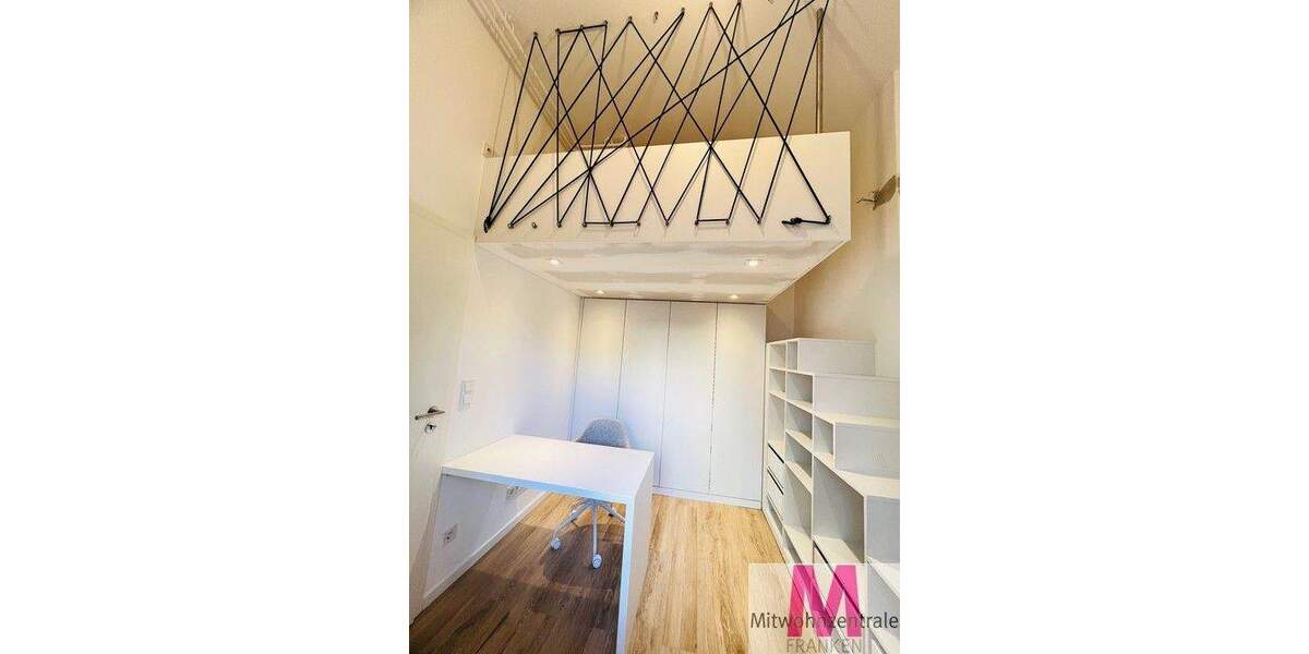 Etagenwohnung Nürnberg Steinbühl - 2 Zimmer, 65 m&sup2;, 1.290&euro; | Angebot:25356399