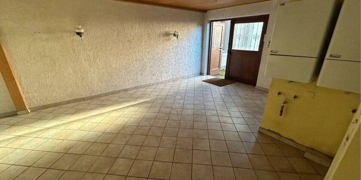 Mehrfamilienhaus, Wohnhaus Erlangen Innenstadt - 5 Zimmer, 93 m&sup2;, 598.000&euro; | Angebot:26920052