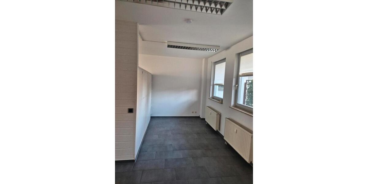 Gewerbeobjekt Eckental - 1.000&euro; | Angebot:24646783