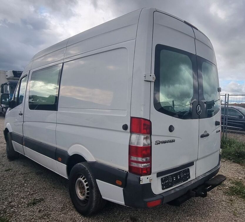 Mercedes-Benz Sprinter 260.000 km 5.700 € Furth 90763