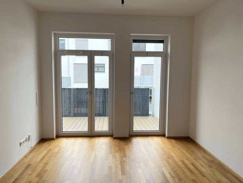 Moderne 2-Zimmer-Wohnung mit EBK und Balkon!