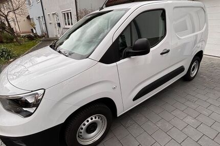Opel Combo 15.000 km 16.500 € Nürnberg 90451