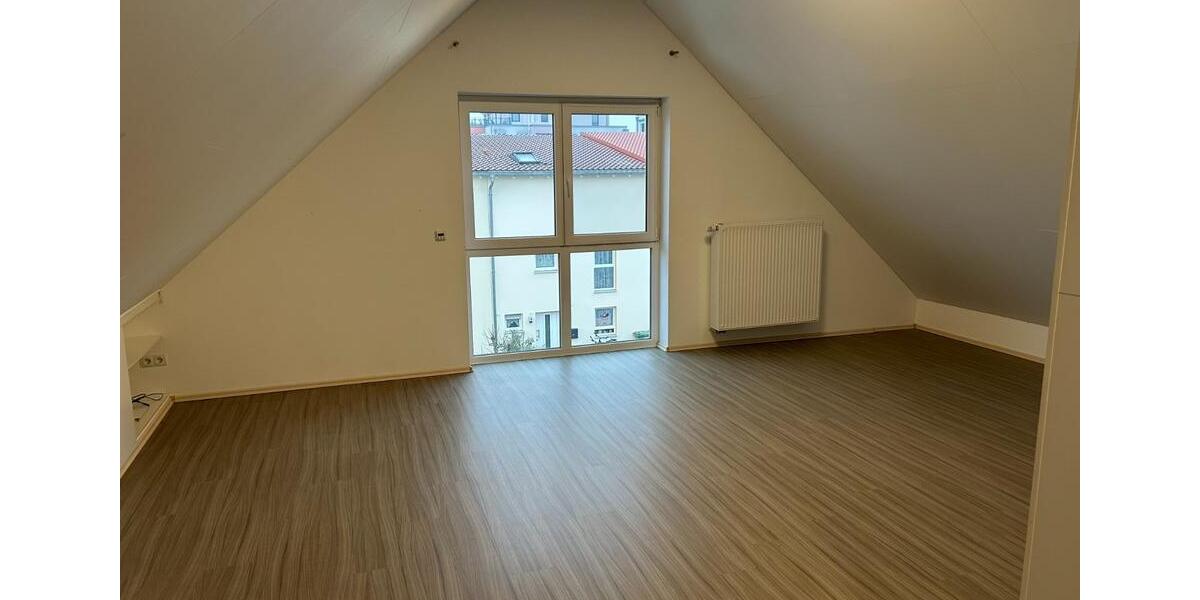 Gepflegte Doppelhaushälfte in Herzogenaurach Herzo Base ohne Makl 4 zimmer